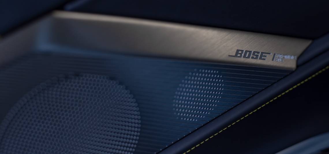 enceinte portière voiture